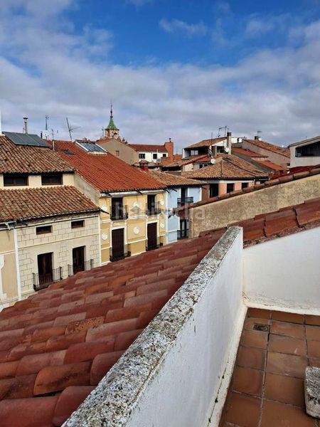 Foto 1130bd66-c0f2-4fa5-adcc-cc4aad1fb7f6. Dúplex amb calefacció a Centro Teruel