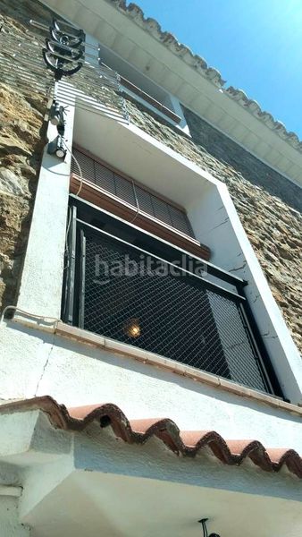 Foto eced34c0-1f80-4979-ba8d-b0fd6b36059f. Casa a Utrillas
