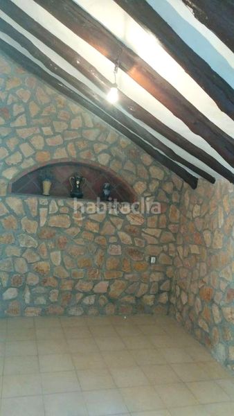 Foto fbd48ea2-681f-4aca-9190-367801af9468. Casa a Utrillas