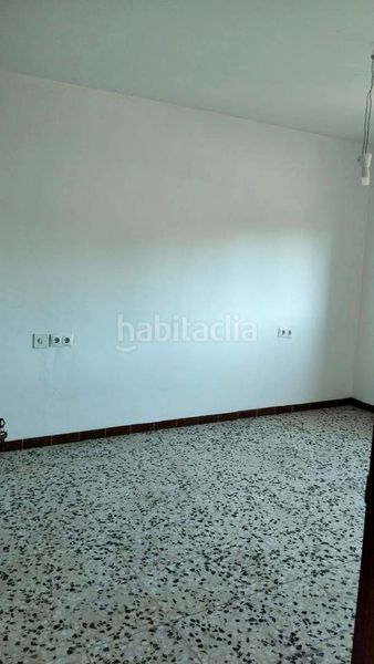 Foto 05cacf0f-fa54-4bc6-9583-216ffbf56e1a. Casa adossada amb calefacció a Torrelacárcel