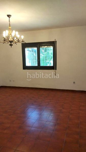 Foto 154602e3-0439-402f-90a6-76153f4d46dc. Casa adossada amb calefacció a Torrelacárcel
