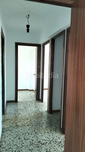 Foto 3ec3a6f3-5047-4fb3-93b7-7e0033d7eb1a. Casa adossada amb calefacció a Torrelacárcel