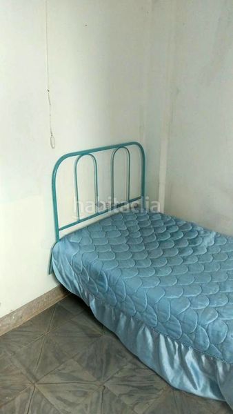 Foto 2c4415df-6793-4ea0-8db7-f6c5da49c3c7. Casa adossada a Ademuz