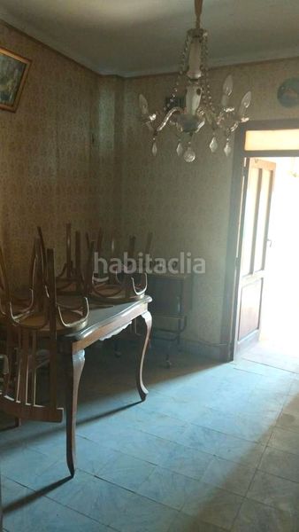 Foto 546df564-044b-4222-ad8a-a3af993f35d1. Casa adossada a Ademuz