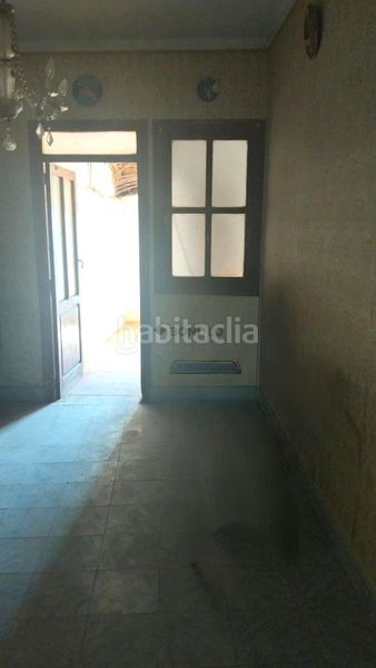 Foto 75d240f8-7537-462d-a2c3-bc7324db5359. Casa adossada a Ademuz
