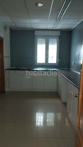 Foto 25776bfd-56e6-4d88-a798-365a503881b9. Casa amb calefacció piscina a Utrillas