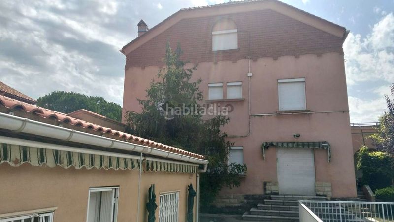 Foto e3f3a928-ac43-4713-ba4f-abdd8d21d98b. Casa amb calefacció piscina a Utrillas