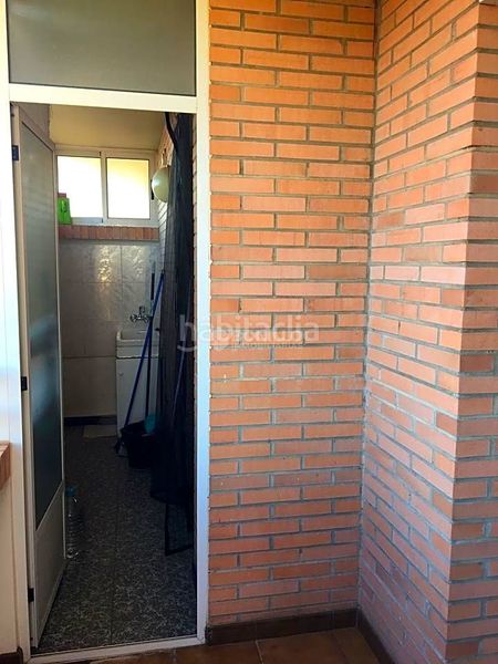 Foto eabb1a67-acb5-4b3a-9895-da801f7f3ffc. Lloguer pis amb aparcament a Ensanche - Fuenfresca Teruel