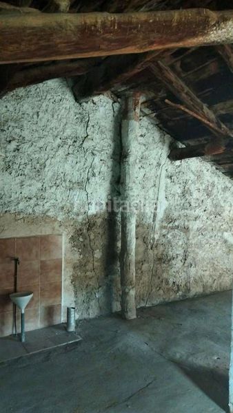Foto 1d2c4ff1-ca4f-41ce-9941-a4dde1936582. Casa amb aparcament a Villel