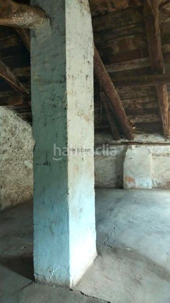 Foto 83c3696d-8bd6-406e-a623-69a8e8a57bb4. Casa amb aparcament a Villel