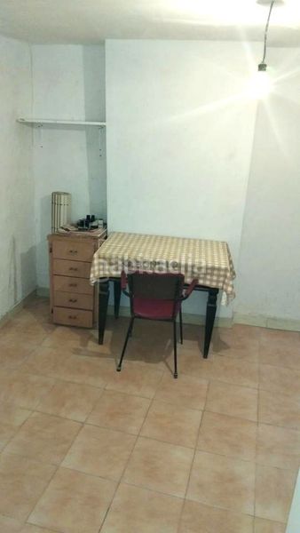 Foto c54249b1-c0cc-4592-a35e-d67e035fb9ed. Casa amb aparcament a Villel