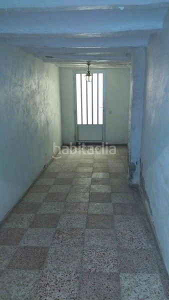 Foto ce88ad5d-9cfb-40b7-b28d-6bc18cd1dde0. Casa amb aparcament a Villel