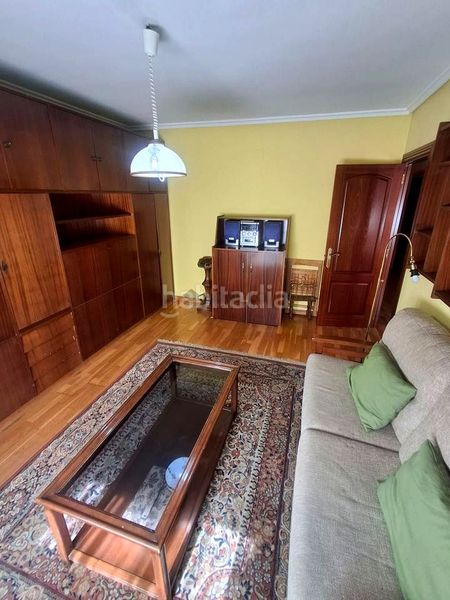 Foto f28d0138-56a8-4c5b-8fa2-1e045387ff59. Lloguer pis amb calefacció aparcament a Ensanche - Fuenfresca Teruel