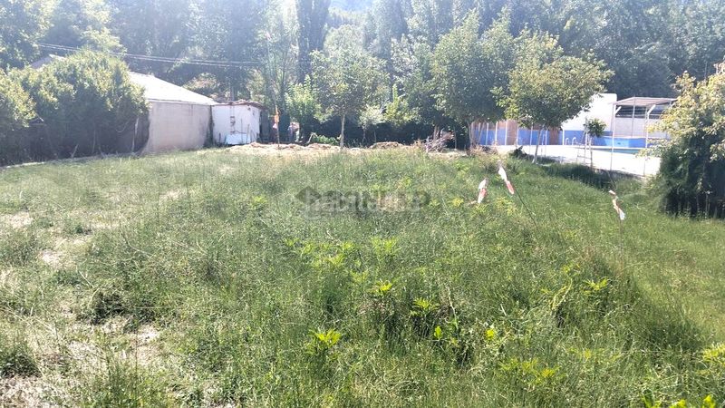 Foto b30ca832-0047-4f30-bcba-2a5ea7a7566d. Terreny residencial a Montalbán