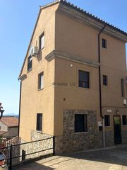 Maison  Calle alta. Casa de pueblo en perfecto estado para entrar a vivir