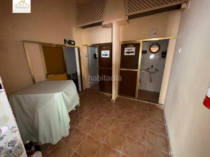 Foto b23a9e5c-0199-41b1-8ed7-0ad124b22c13. Casa se vende casa con local en el Centro en Centro Puerto Real