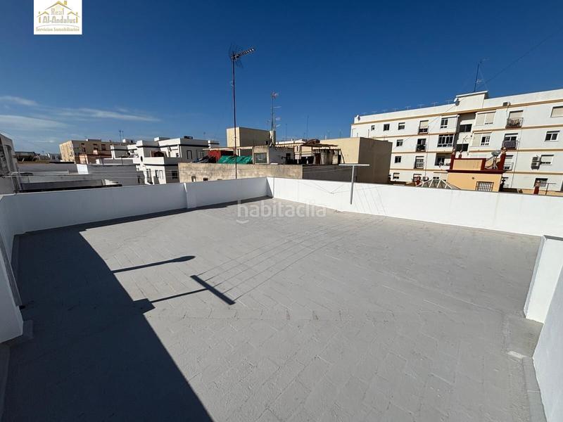 Foto c70759bb-3e16-445b-af44-2ef1fd70a8c1. Casa se vende casa con local en el Centro en Centro Puerto Real