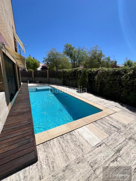 Foto d09620cb-0756-44b9-9c4c-549a7245f727. Xalet amb calefacció aparcament piscina a El Olivar de Mirabal Boadilla del Monte