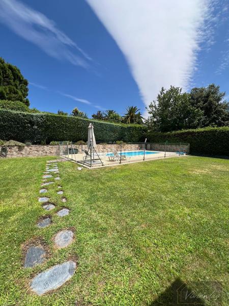 Foto 1beaa69f-1b41-40bd-b4cd-5f0d7c4c3d7d. Rent chalet with heating parking in Parque Boadilla Boadilla del Monte