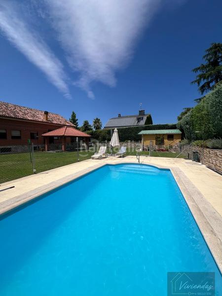 Foto a6b9f542-ee81-43e4-bf29-cc44aa1f39c9. Rent chalet with heating parking in Parque Boadilla Boadilla del Monte