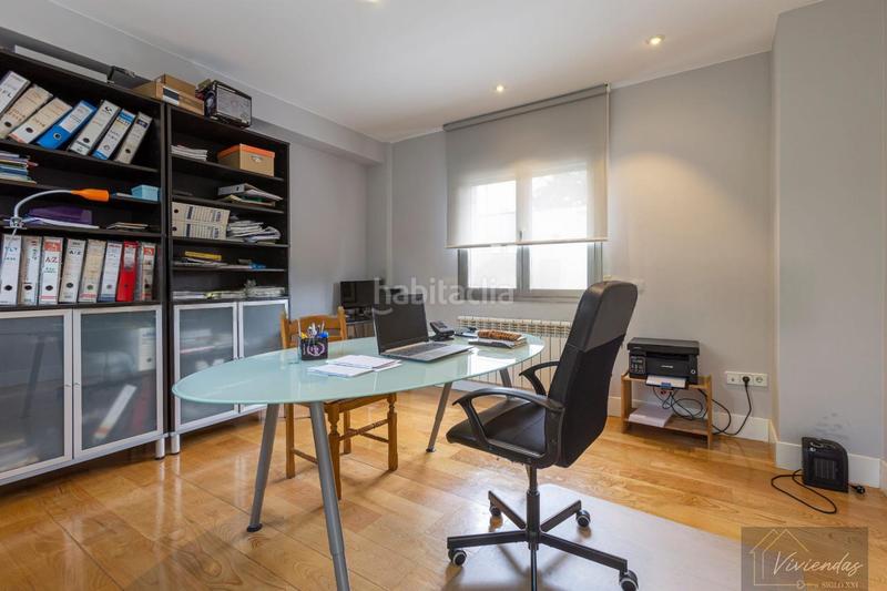 Foto 0b5a514f-a30a-4e7c-8377-4835485ea0ef. Rent chalet with heating parking pool in El Bosque Villaviciosa de Odón