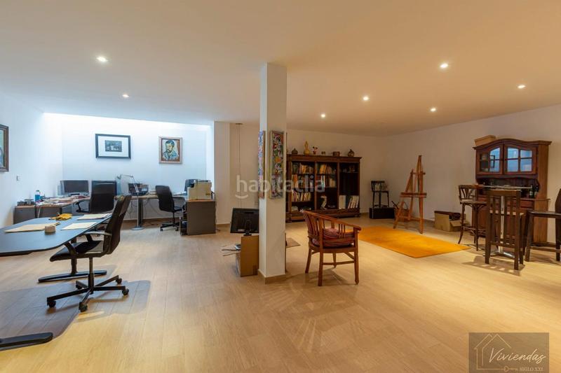 Foto a81c4d26-6b93-4f5f-905e-77459496a13a. Rent chalet with heating parking pool in El Bosque Villaviciosa de Odón