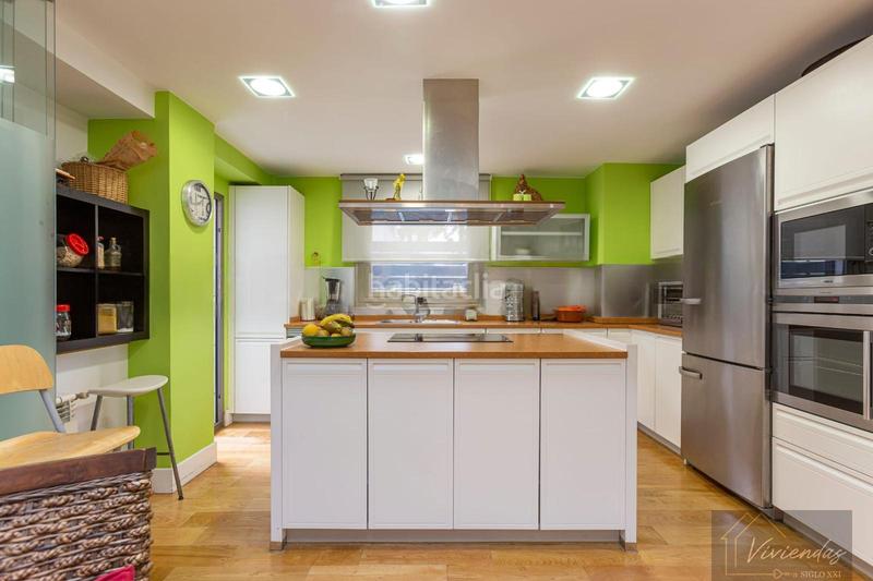 Foto f26dfa4f-df20-4bd9-9c8f-ac6cba5e8ec9. Rent chalet with heating parking pool in El Bosque Villaviciosa de Odón