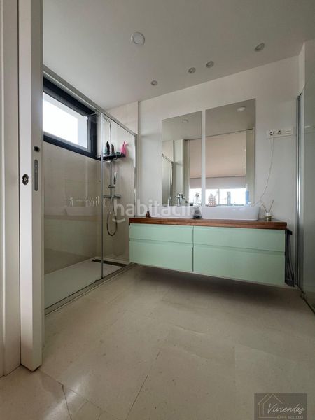 Foto 0b8e289e-45c6-41f6-bdec-3021d90cd98d. Xalet amb calefacció aparcament piscina a El Olivar de Mirabal Boadilla del Monte