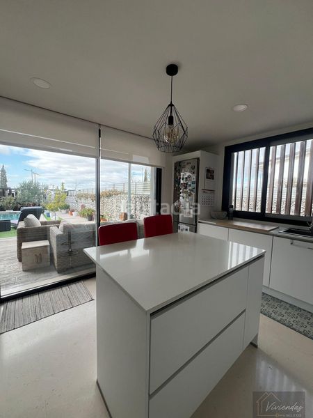 Foto 8d9b53e2-434a-40f8-9780-b959d1e48dc1. Xalet amb calefacció aparcament piscina a El Olivar de Mirabal Boadilla del Monte