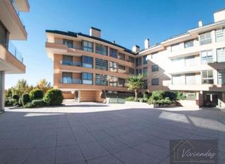 Rent Flat  Menendez pidal. Boadilla del montepiso