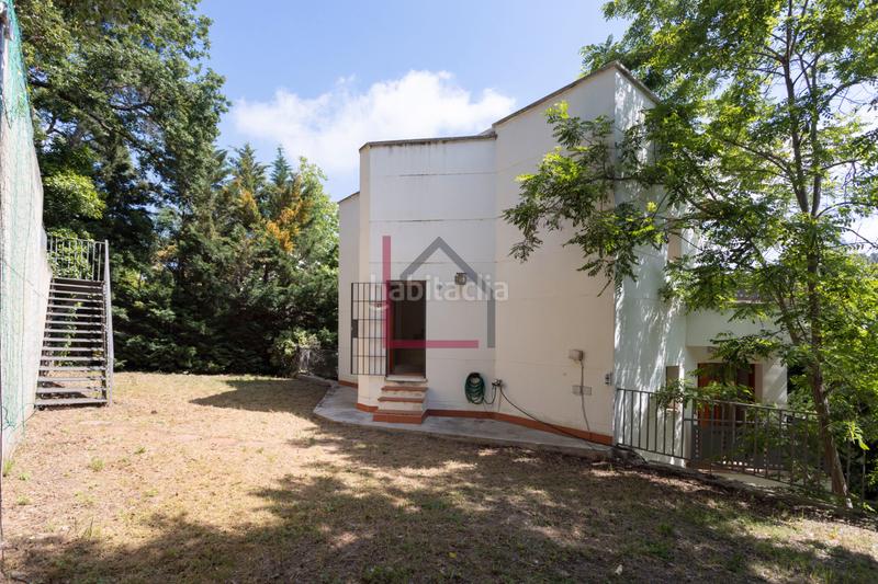 Foto e2c9d928-5215-4191-85e1-177b54699a7a. Chalet mit heizung parking in Vallvidrera - Tibidabo - Les Planes Barcelona