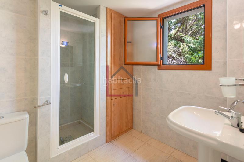 Foto f185826a-58f3-411b-962e-d3d371edd682. Chalet mit heizung parking in Vallvidrera - Tibidabo - Les Planes Barcelona