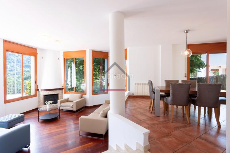 Foto e3a763e1-d0f9-4c6a-9f15-81ba262df97e. Chalet with heating parking in Vallvidrera - Tibidabo - Les Planes Barcelona