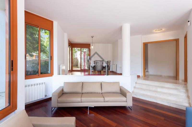 Foto e9dbd573-bd66-40b1-8958-c0a5ffc18694. Chalet with heating parking in Vallvidrera - Tibidabo - Les Planes Barcelona