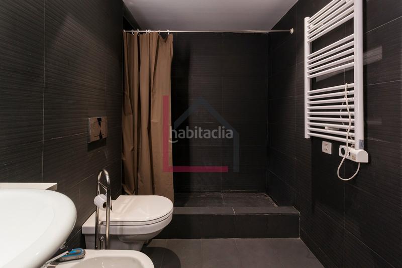 Foto 7150b81e-1668-4ee8-ab2d-70b2771c6b8b. Lloguer pis amb calefacció a Gòtic Barcelona