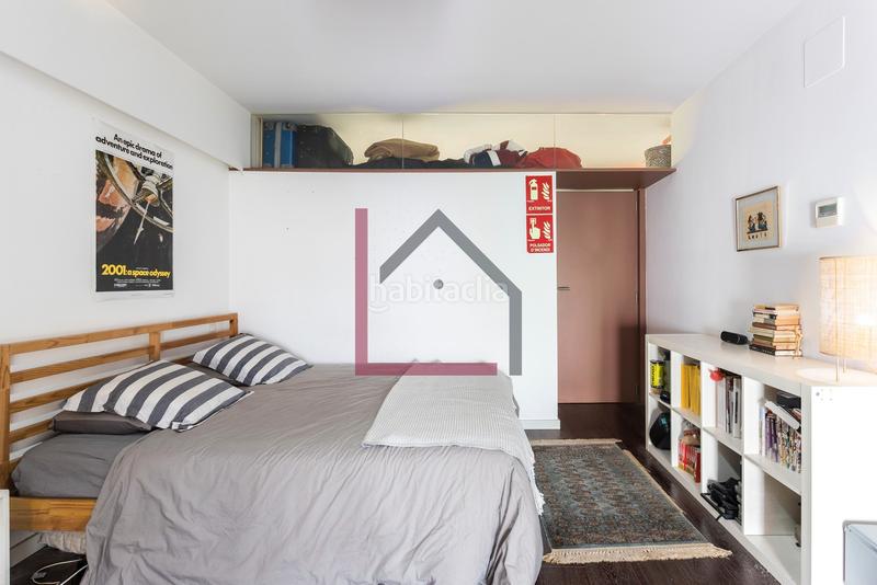 Foto 7d34471d-055e-4b36-8161-f46213f9a572. Lloguer pis amb calefacció a Gòtic Barcelona