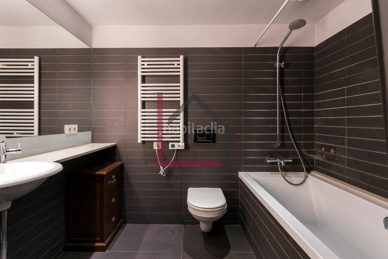 Foto 3c0d8e8b-9b7e-4a38-860a-911d2b29c05f. Rent flat with heating in Gòtic Barcelona