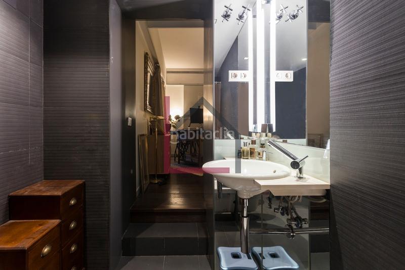 Foto e25989c0-45b4-42fd-81f9-ceb55ad920fc. Rent flat with heating in Gòtic Barcelona