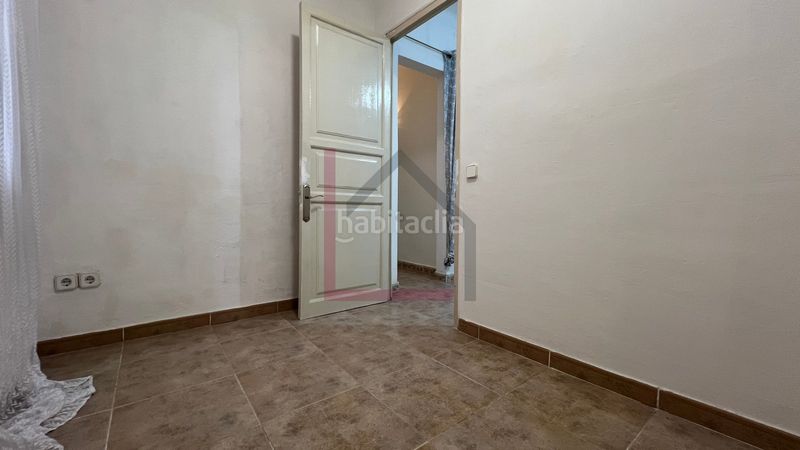 Foto 6278ed4b-daac-4fd9-8575-91eed2151a1d. Pis a Sants Barcelona