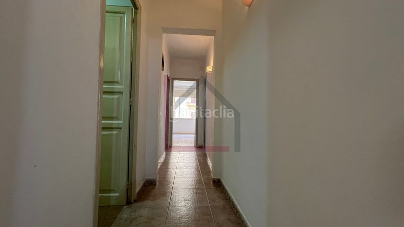 Foto c12a753b-d7d6-4ba8-8bfe-c30f1f0160a3. Pis a Sants Barcelona