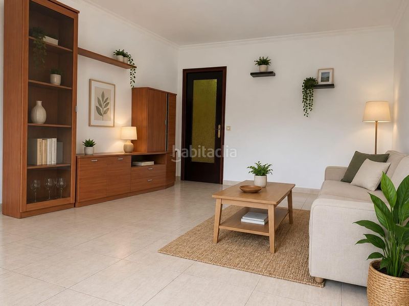 Foto 472a4b77-1739-493e-a52a-00ac7d54b1d1. Pis a Santa Eugenia Girona