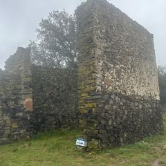 Masia a Riudarenes. Terreno rustico con dos masias catalogadas