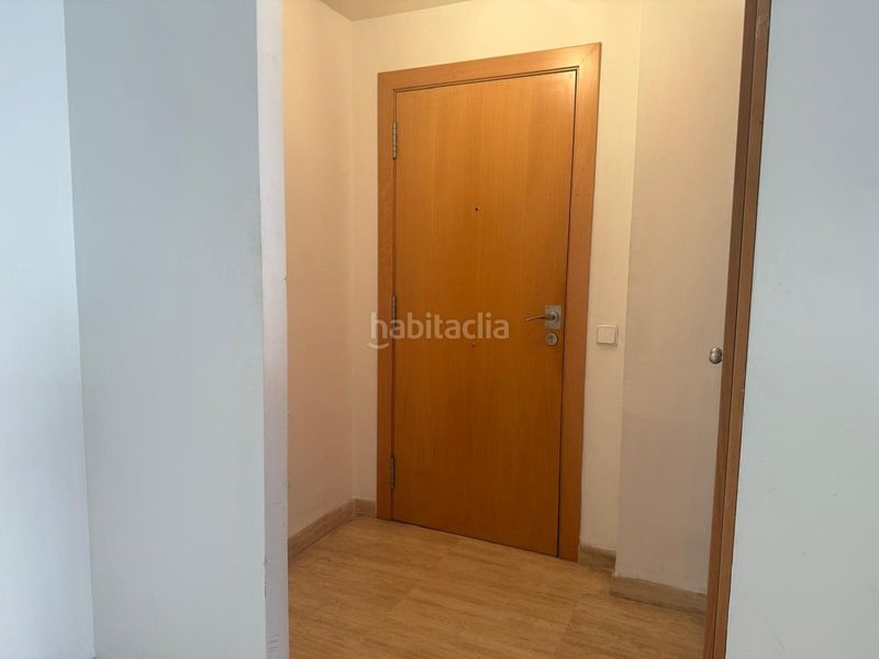 Foto 463a89ad-9de0-497e-a6c3-4239efc93824. Rent flat with heating in Maçana Salt