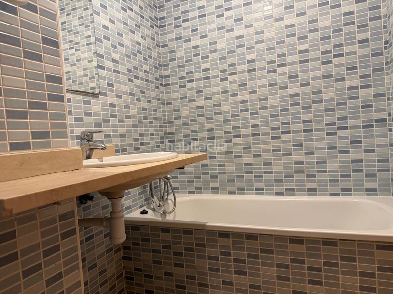Foto b30b5afb-6d6d-491a-87c4-09ac4c134229. Rent flat with heating in Maçana Salt