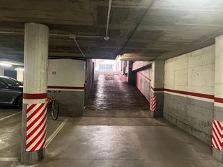 Miete Motorradparkplatz in Calle antoni rovira i virgili 7. Parking para motos en alquiler en maristes