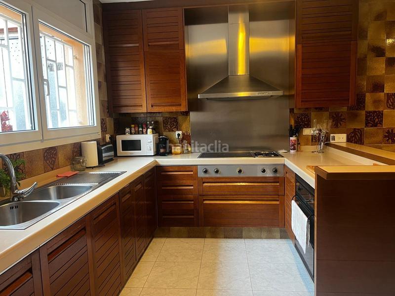 Foto 42f823e7-fd21-4dcc-a48b-45bb308617e1. Casa adossada amb calefacció aparcament a Veïnat Salt