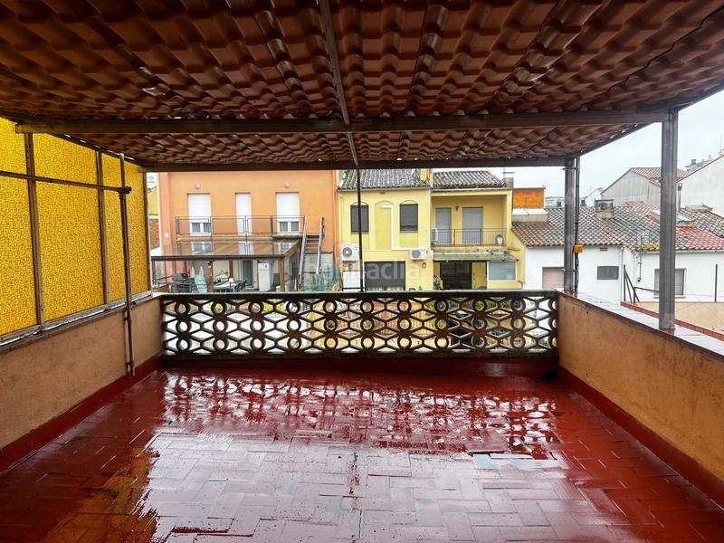 Foto bbbd54f9-8e1a-41b4-9b50-21a49a732d7f. Casa adossada amb calefacció aparcament a Veïnat Salt