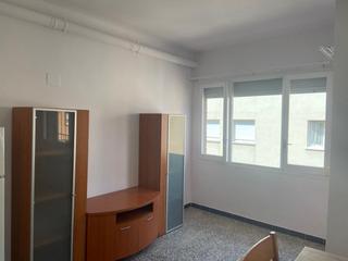 Lloguer Estudi  Carrer santander. Estudio para estudiantes