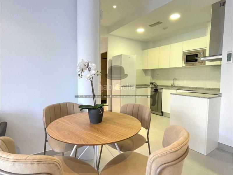 Foto 333a68d9-f503-4488-a3c0-2e8079e97a61. Affitto appartamento in de la reina amàlia 9 in Raval Barcelona