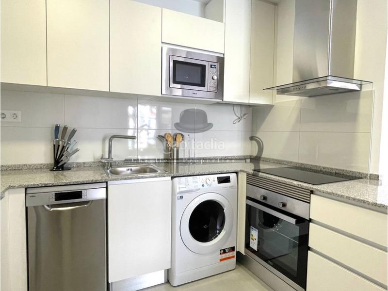 Foto 951bd4e6-0ca5-4545-ba71-57dbb7550c12. Alquiler piso en de la reina amàlia 9 piso 2 habitaciones alquiler en Barcelona